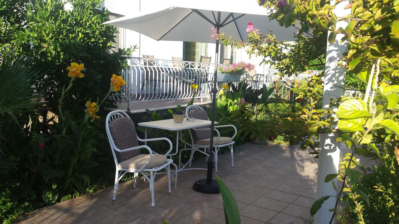 Pagonion Hotel Kamena Vourla Ngoại thất bức ảnh